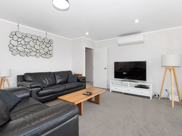 Manaia View - One Tree Point Holiday Home - 1123889 - photo 4