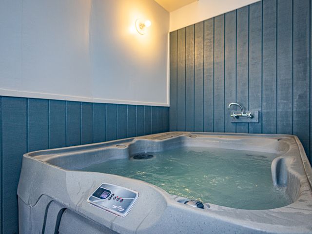 Ariki - National Park Holiday Home - 1123963 - photo 2