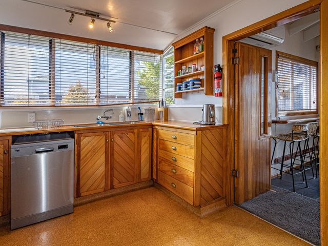 Ariki - National Park Holiday Home - 1123963 - photo 3