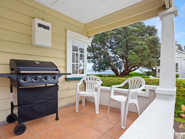 Whare Nui on Rennie - Thames Holiday Home - 1124335 - photo 3