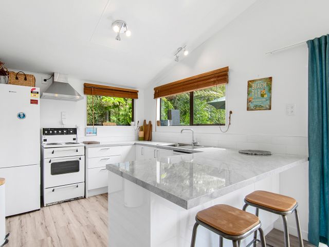 Thirsty Weta Belvue - Havelock Holiday Home - 1124399 - photo 4