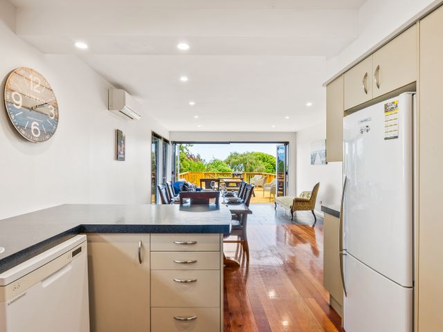 Winara Winner - Waikanae Holiday Home - 1124893 - photo 5