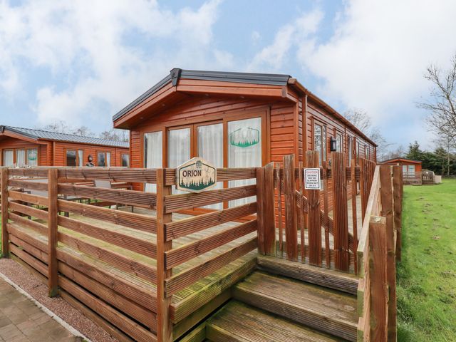 Felmoor Park Properties 