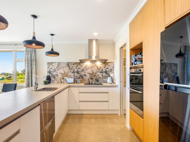 Matenga Townhouse - Waikanae Holiday Home - 1125156 - photo 5