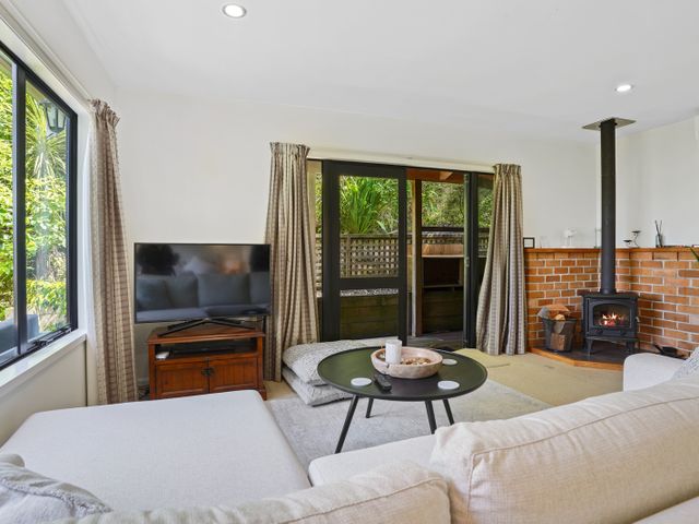 Bushside Cottage - Akaroa Holiday Home - 1125662 - photo 4