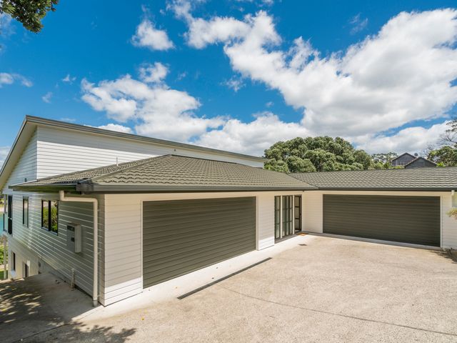 Pohutukawa on Paku - Tairua Holiday Home - 1125664 - photo 3
