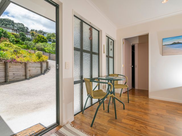 Pohutukawa on Paku - Tairua Holiday Home - 1125664 - photo 4