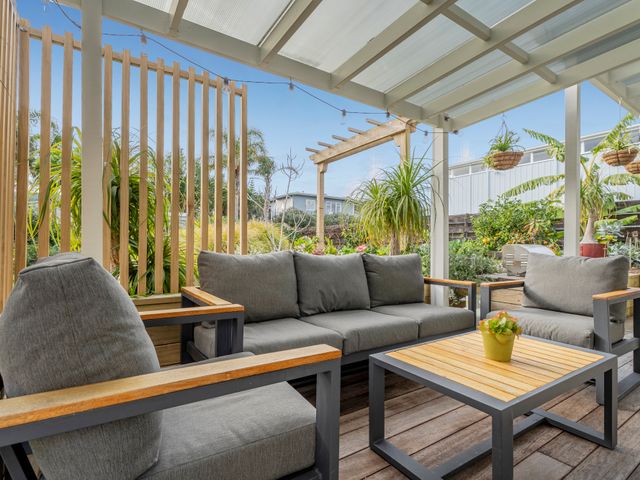 Coast Awhile - Whangamata Holiday Home - 1125888 - photo 3