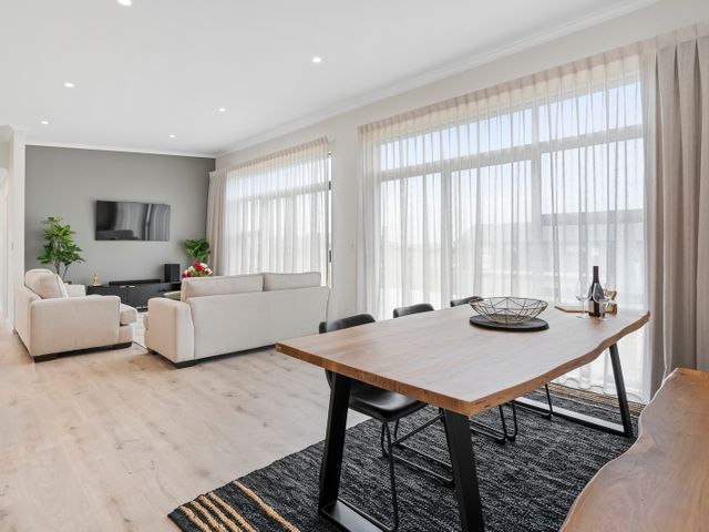 Pride of Pinot - Martinborough Holiday Home - 1125988 - photo 4