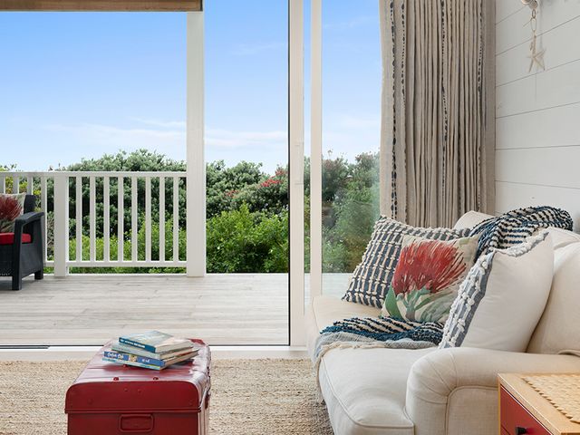 MaiMoana - Hatfields Beach Cliff-Top Retreat - 1126214 - photo 5