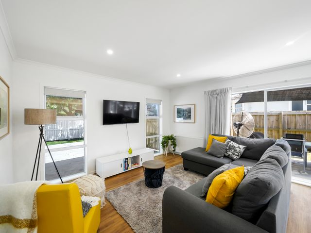 Contemporary Comfort – Masterton Holiday Home - 1128547 - photo 3
