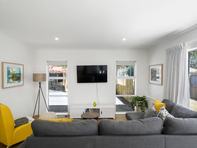 Contemporary Comfort – Masterton Holiday Home - 1128547 - photo 4