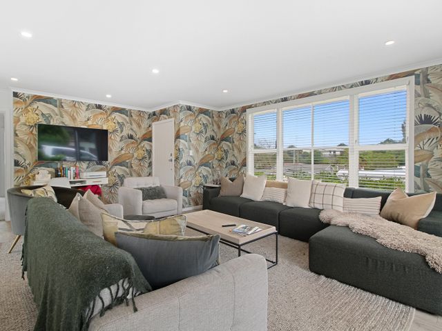 Masters Manor - Mangakino Holiday Home - 1128798 - photo 5