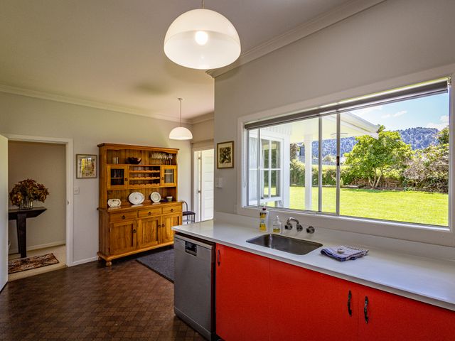 Grand Lodge - Ohakune Holiday Home - 1129577 - photo 4