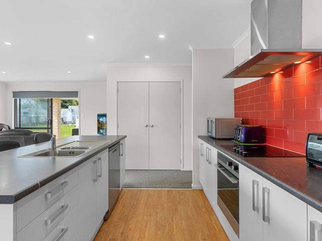 Summertime Bliss - Mangawhai Heads Holiday Home - 1130409 - photo 4