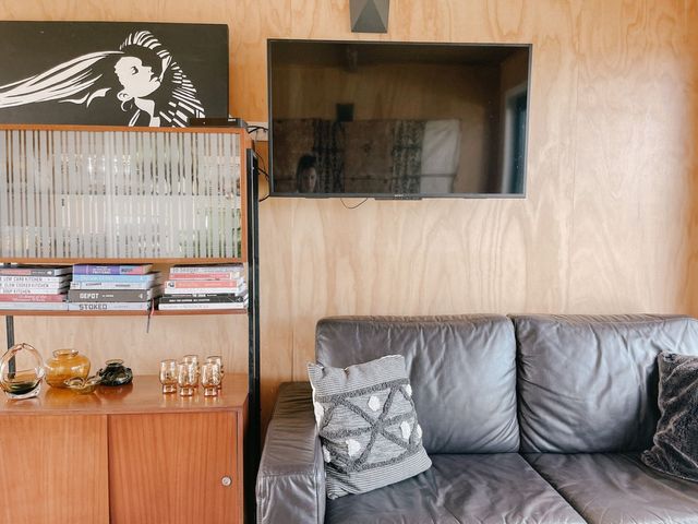 Retro Style Beach Retreat - Matarangi Holiday Unit - 1130615 - photo 2