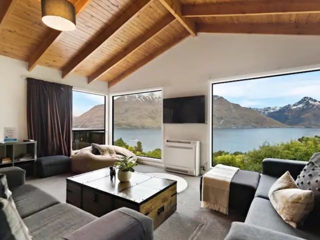 The Alpine - Queenstown Holiday Home - 1131262 - photo 1