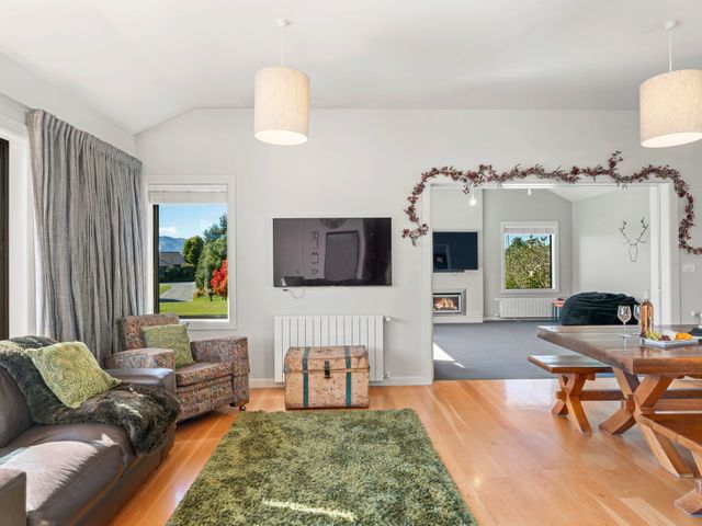 Cedar Sanctuary - Albert Town Holiday Home - 1132342 - photo 5