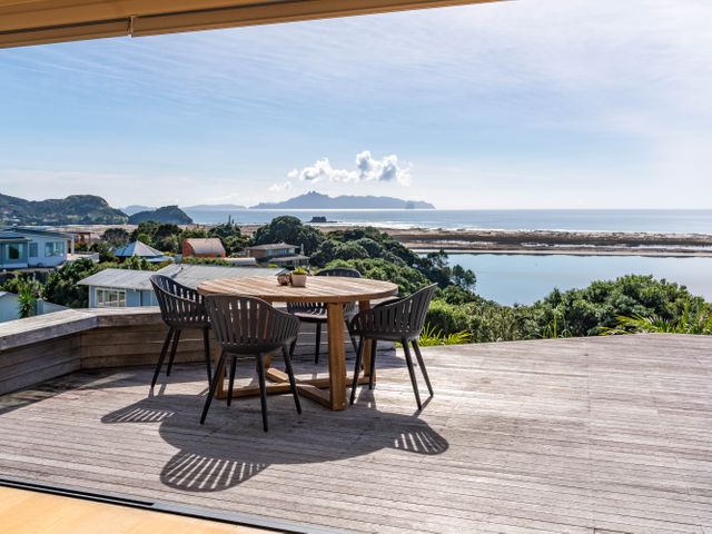 Blue Skies Sunrise - Mangawhai Heads Holiday Home - 1132669 - photo 2