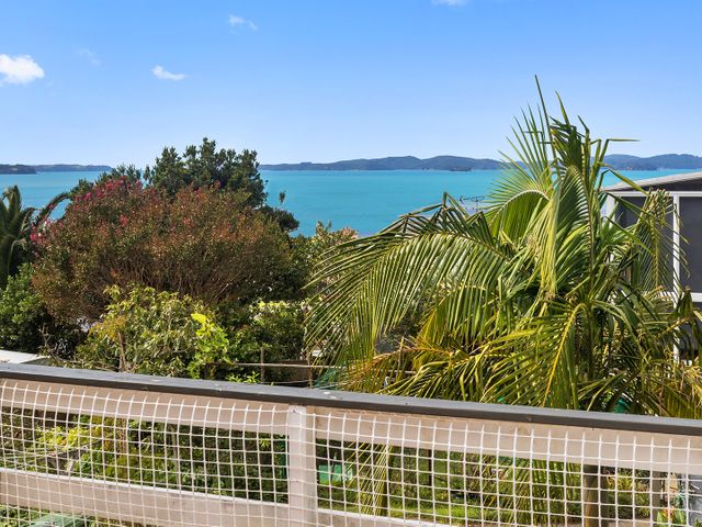 Crystal Clear – Snells Beach Holiday Home - 1132670 - photo 1