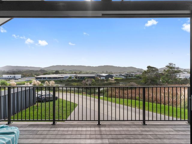 Fuel for the Sol - Mangawhai Heads Holiday Home - 1133454 - photo 3