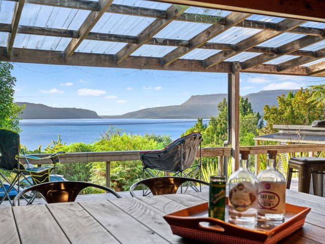 Lakeside Lookout - Lake Tarawera Holiday Home - 1134180 - photo 3