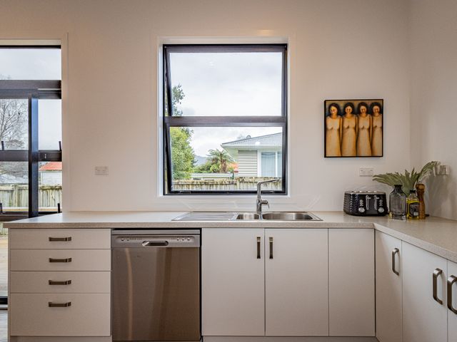 Rata Retreat - Ohakune Holiday Home - 1136631 - photo 4