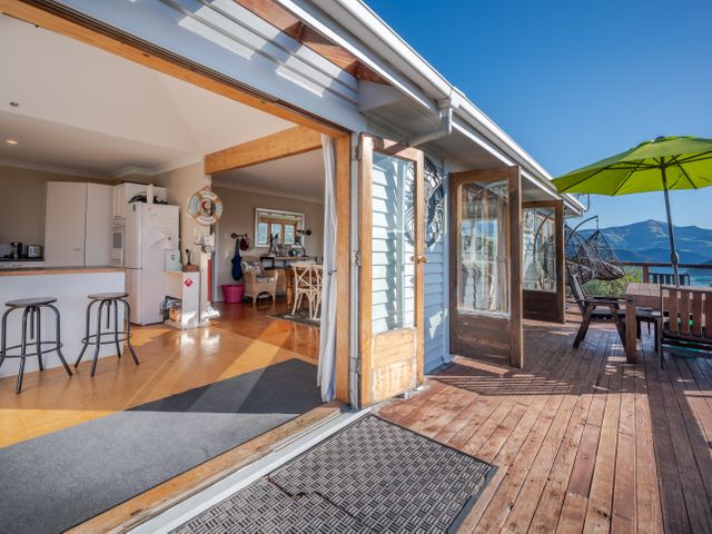 Harbour Views - Akaroa Holiday Home - 1137461 - photo 3
