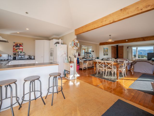 Harbour Views - Akaroa Holiday Home - 1137461 - photo 4
