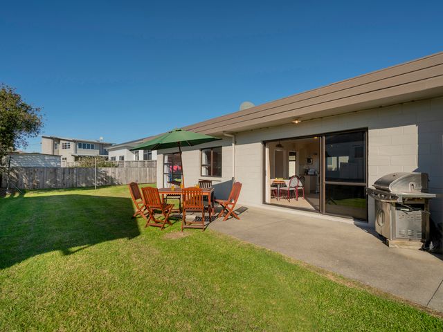 Location Plus - Whangamata Holiday Home - 1137573 - photo 3