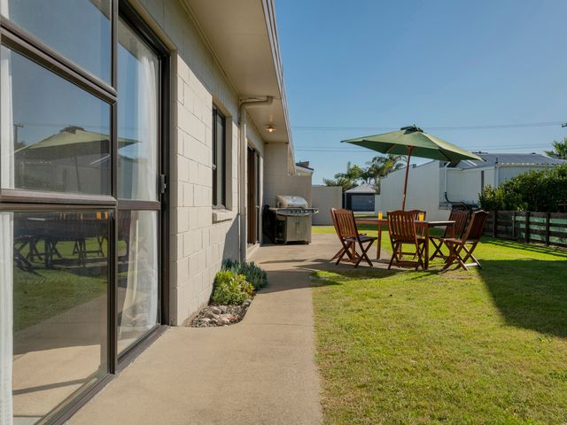 Location Plus - Whangamata Holiday Home - 1137573 - photo 2