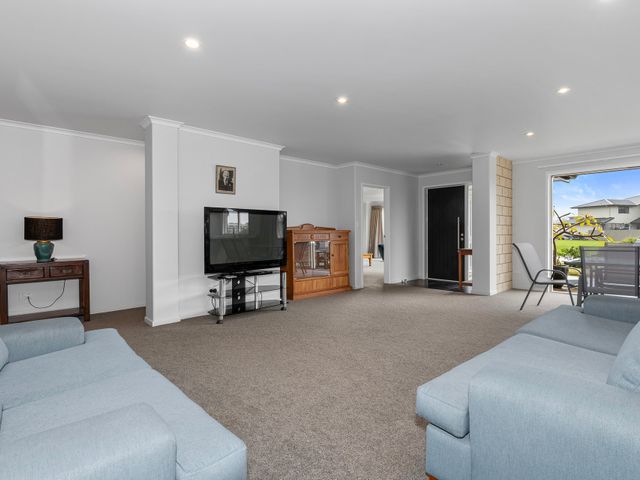 Shores Getaway - One Tree Point Holiday Home - 1138323 - photo 4