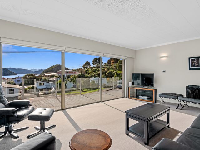 Seaside Sounds - Picton Upstairs Unit - 1138737 - photo 2