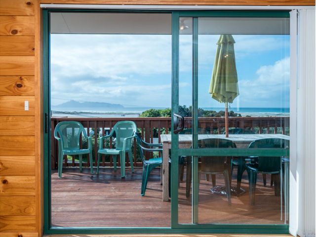 Wine Downtime - Mangawhai Holiday Home - 1139131 - photo 2