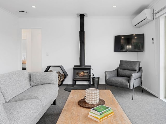 Lakeside Haven - Taupo Holiday Home - 1139704 - photo 5