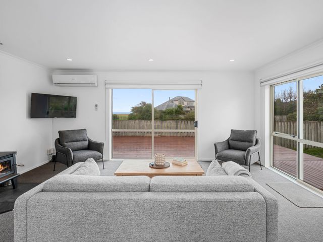 Lakeside Haven - Taupo Holiday Home - 1139704 - photo 4