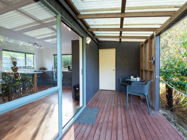 Seascape Cottage - Mahinepua Bay Clifftop Retreat - 1140641 - photo 4