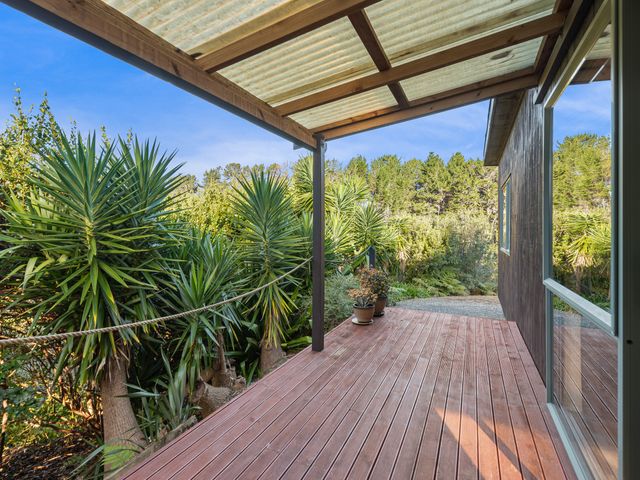 Seascape Cottage - Mahinepua Bay Clifftop Retreat - 1140641 - photo 3