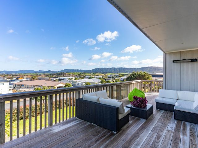 Sun Chaser's Lookout - Mangawhai Heads Home - 1141052 - photo 3
