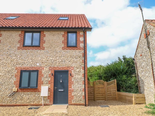 Henham 3 Bernaleen Cottages