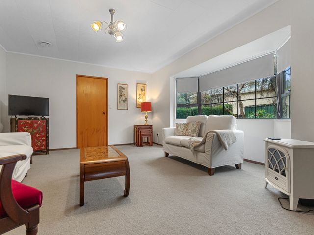 Central Comforts - Mount Eden Holiday Home - 1142845 - photo 2