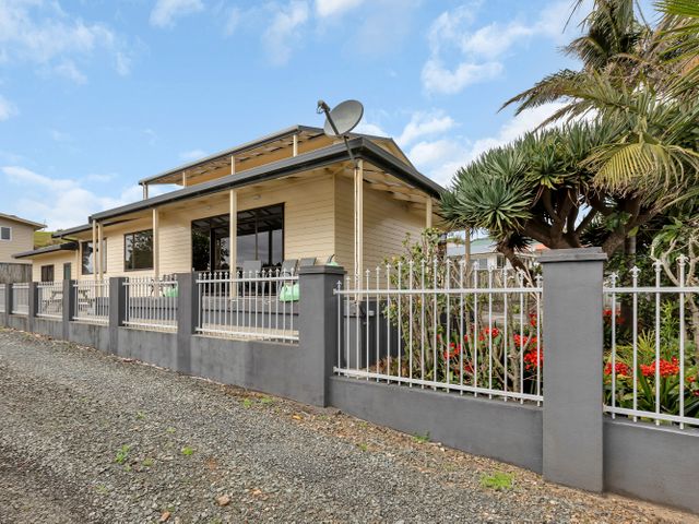 Seaside on Stratford - Cable Bay Holiday Home - 1144085 - photo 3