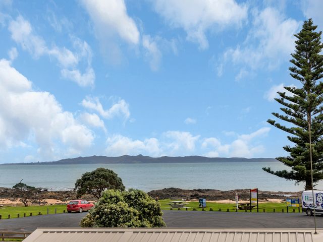 Seaside on Stratford - Cable Bay Holiday Home - 1144085 - photo 5