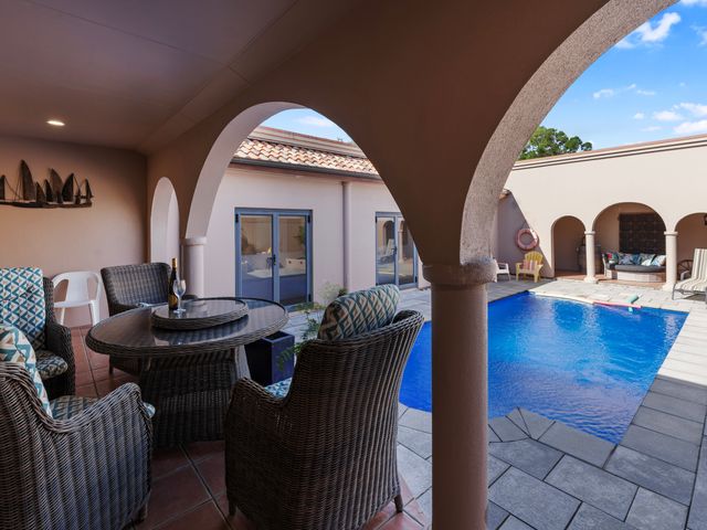 Poolside Serenity - Papamoa Beach Holiday Home - 1144391 - photo 5