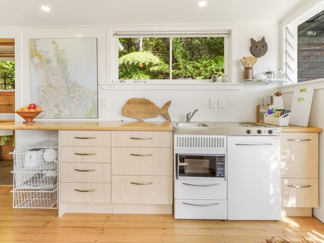 The Treehouse - Raglan Holiday Studio - 1144456 - photo 5