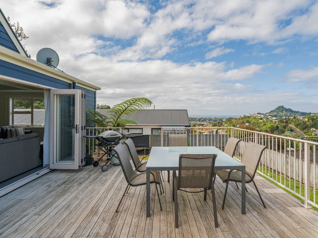 Hinemoa Heights - Tairua Beach Holiday Home - 1144903 - photo 5