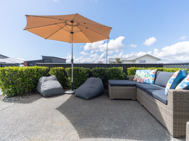 Pounamu Paradise - Te Anau Holiday Home - 1145277 - photo 4