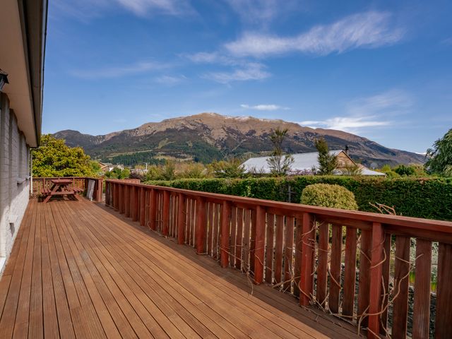 Kinross - Lake Hawea Holiday Home - 1145341 - photo 1