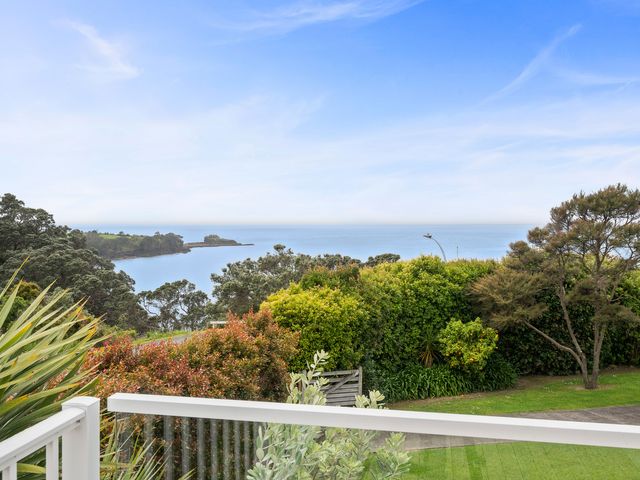 Sun-drenched Bach - Leigh Holiday Home - 1145934 - photo 2