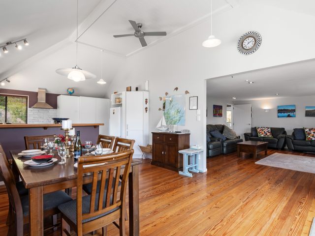 Waimarama Hideaway - Waikawa Holiday Home - 1146155 - photo 5